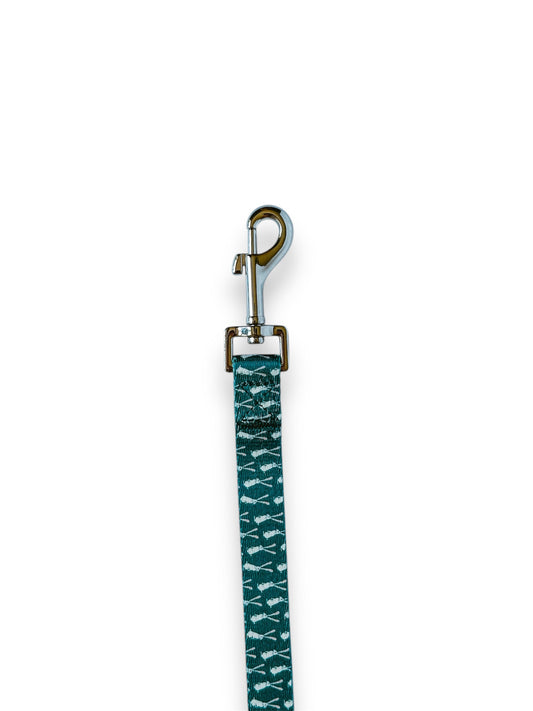 Durable silver hardware on Green Rabbit leash